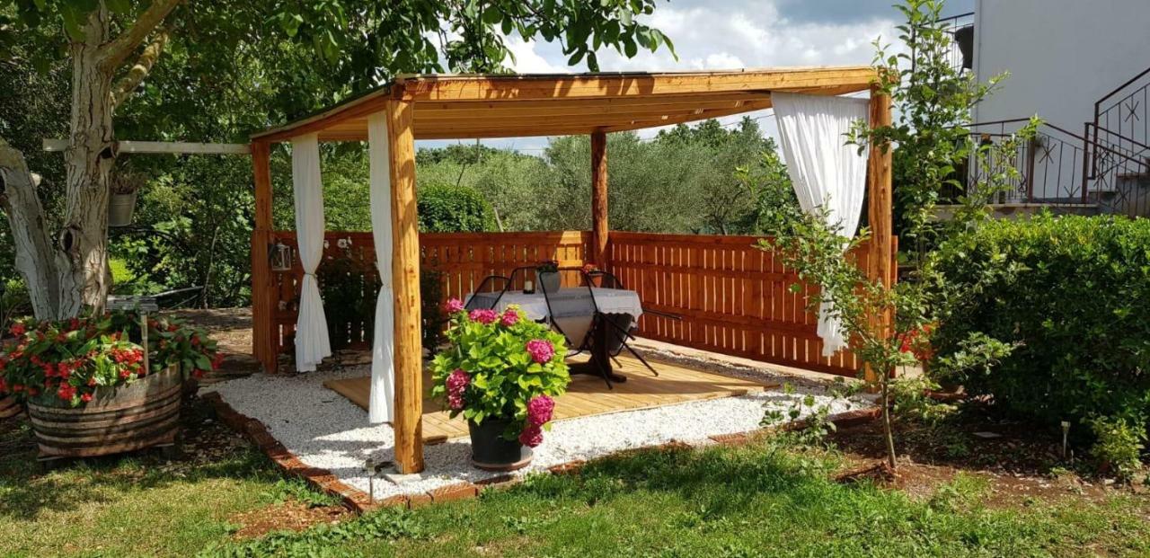 Apartman Anastazija Rovigno Esterno foto